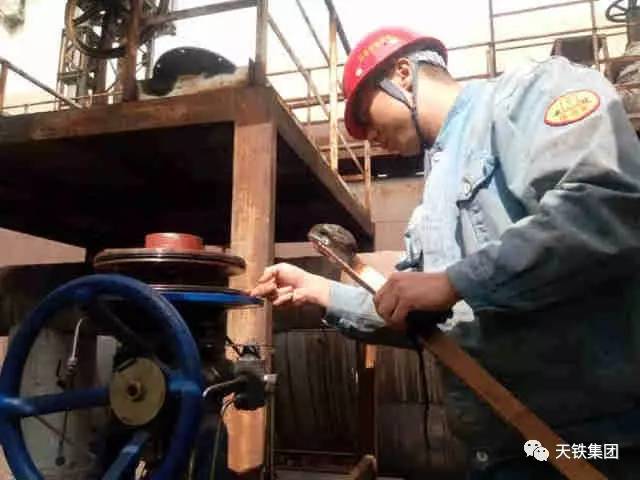 基層信息 ▏煉鐵廠生鐵產(chǎn)量持續(xù)保持穩(wěn)產(chǎn) 高效 低耗態(tài)勢(shì)